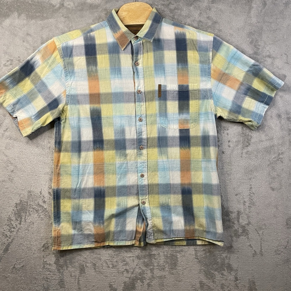 Clear Water Outfitters Men's L Short Sleeve Multi Color Plaid Button Up